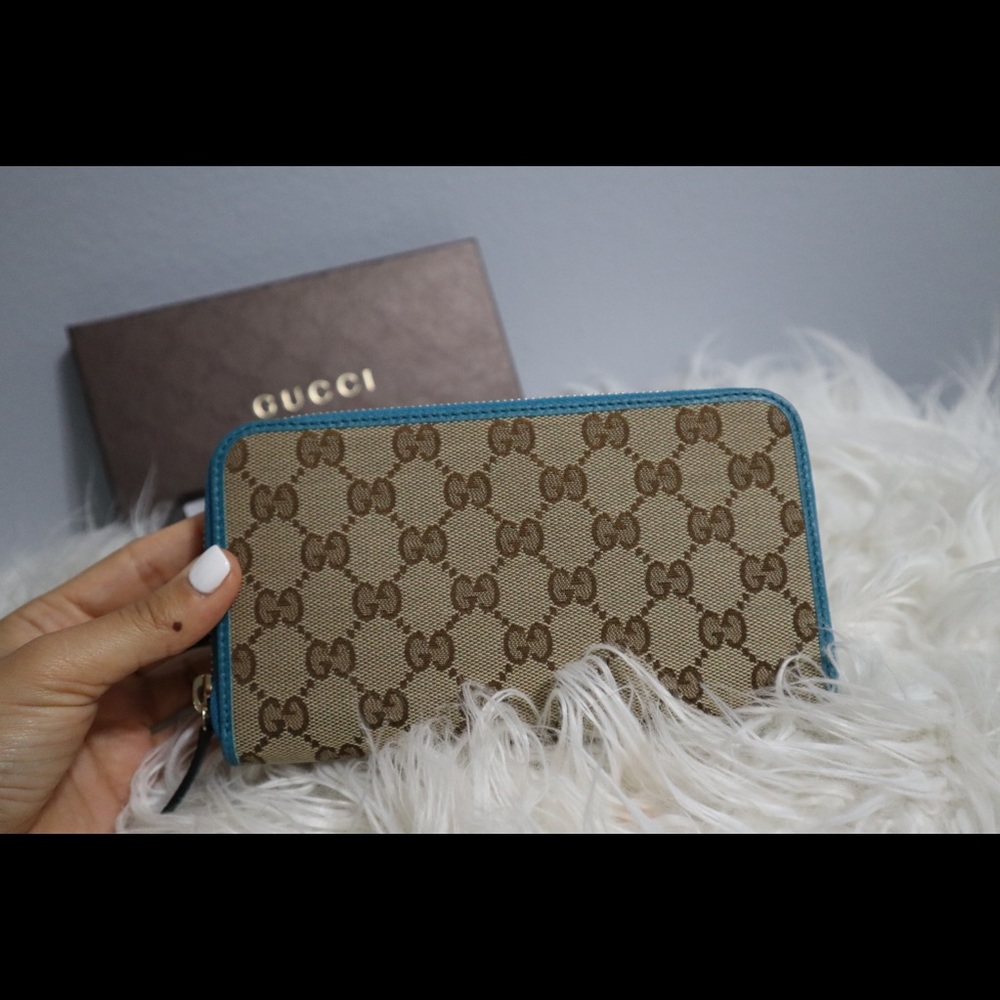 Authentic Gucci wallet